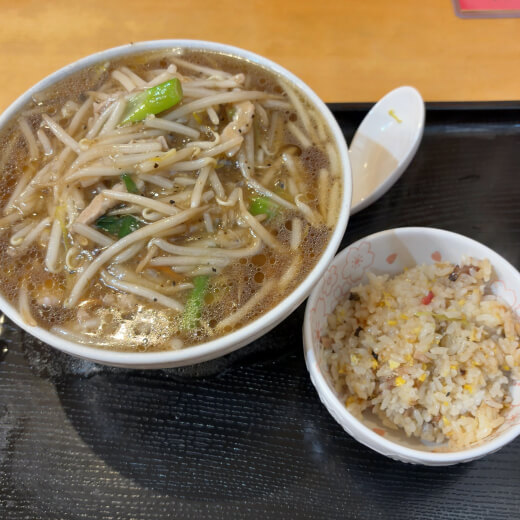 大家餃子　サンマー麺セット